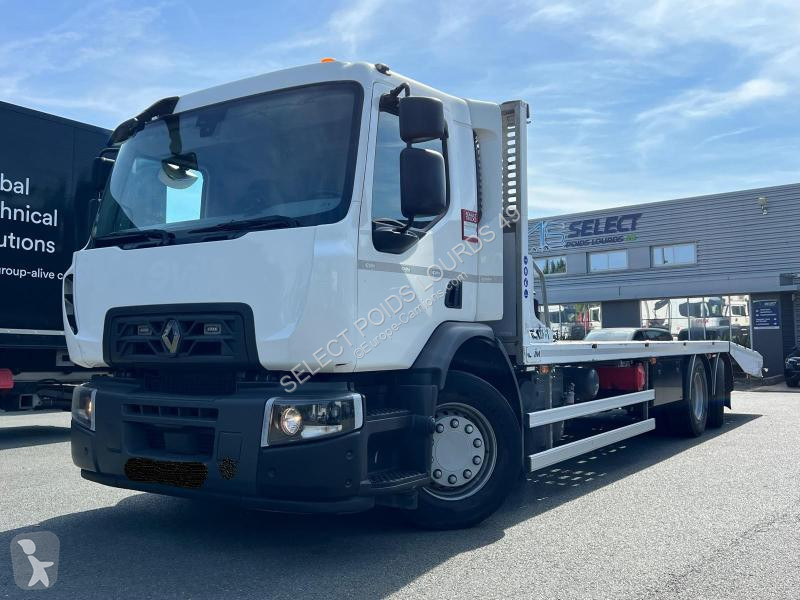 شاحنة Renault 320 6X2