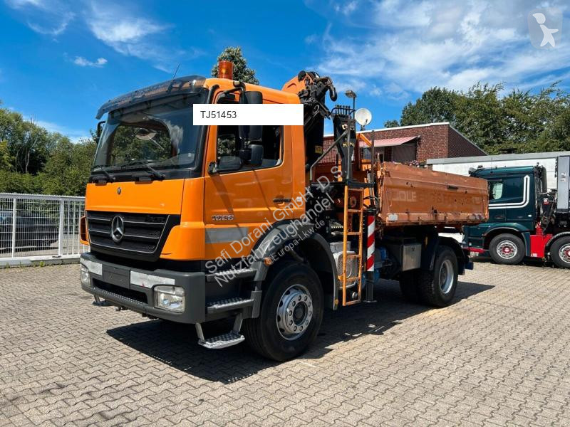 شاحنة Mercedes PKG 12001
