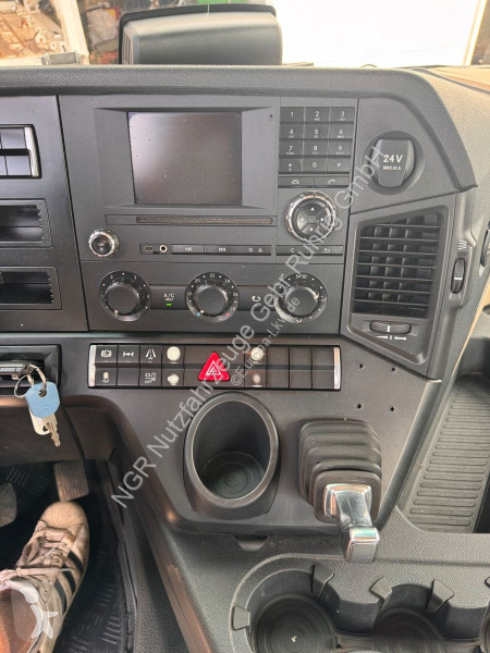 شاحنة Mercedes 1843 4X2 Meiller  12 mit...