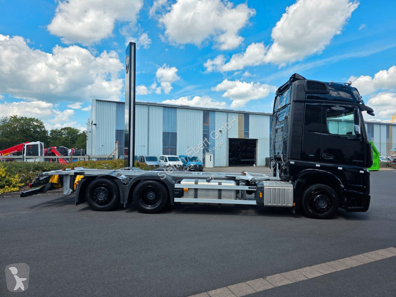 شاحنة Mercedes 2552 L BDF Vantec hydr....