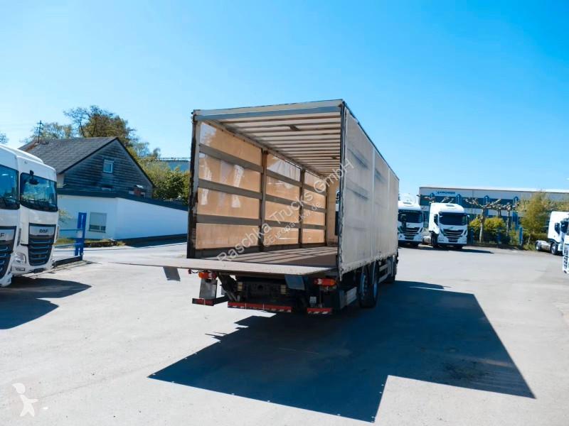شاحنة Renault 380dxi *Gevögel Transporter*