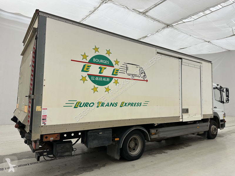 شاحنة Mercedes 1224