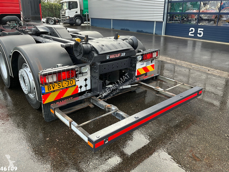 شاحنة Volvo 320 Multilift 21 Ton haakarmsysteem...