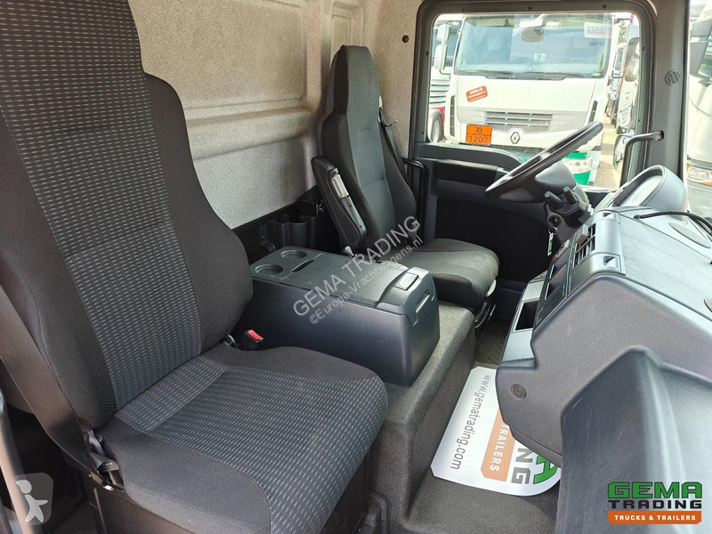 شاحنة MAN 10.180 4x2 DayCab Euro5 - Enclosed...