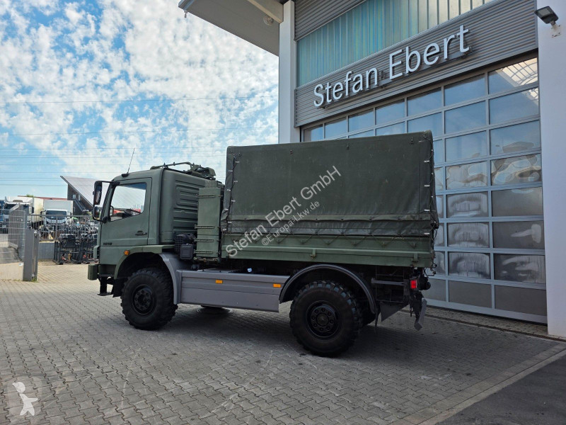 شاحنة Mercedes 1018 A 4x4 Pritsche Plane...
