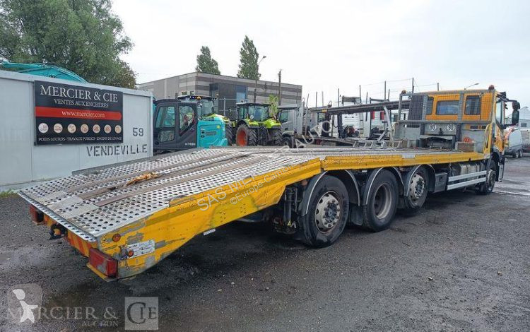 شاحنة Iveco
