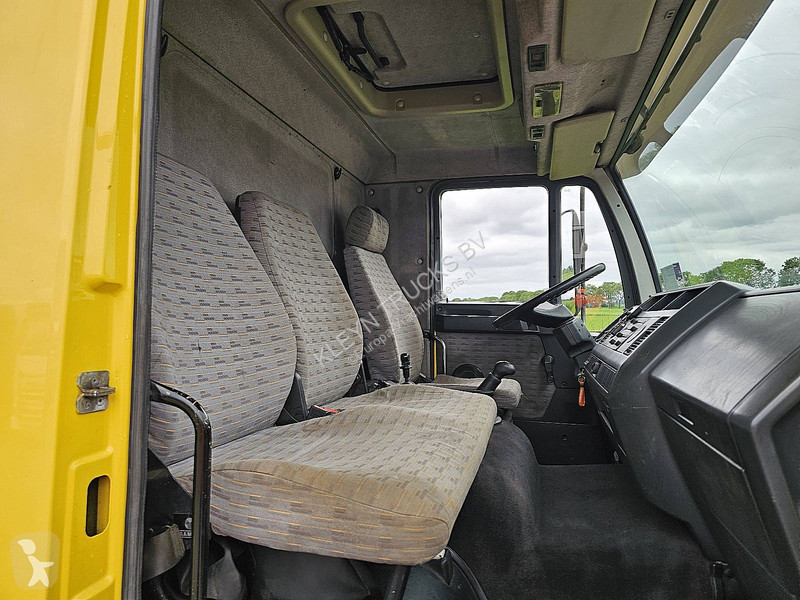 شاحنة MAN L2000 MANUAL 3-SEATS