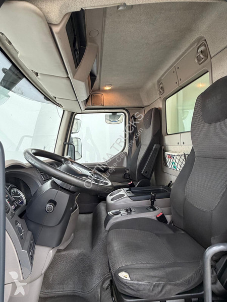 شاحنة DAF 220