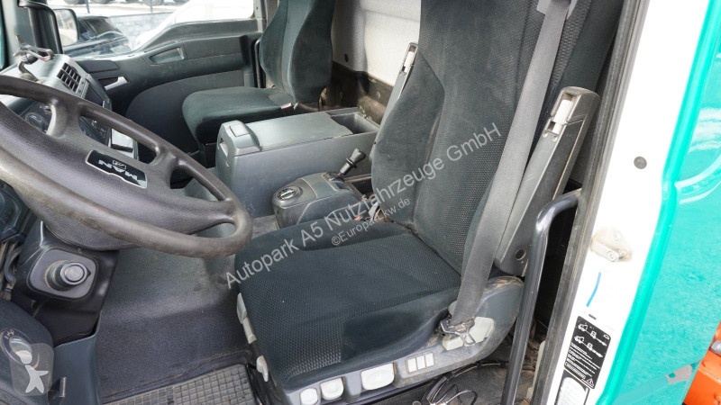 Camion MAN TGS   32.340 8x4  marchesi Kran...