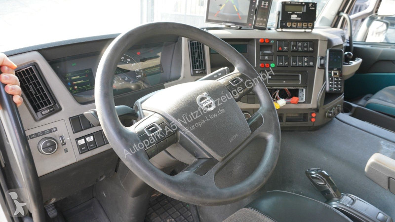 شاحنة Volvo 450 Euro 6 Kühlkoffer Carrier LBW Lift