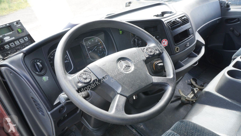 Camion Mercedes 1221 Kühlkoffer 3-Kammer...