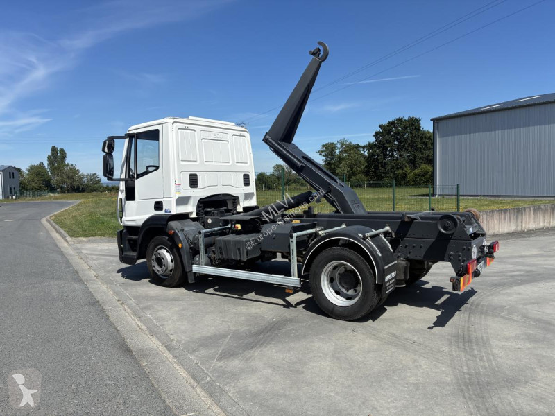شاحنة Iveco 120E18
