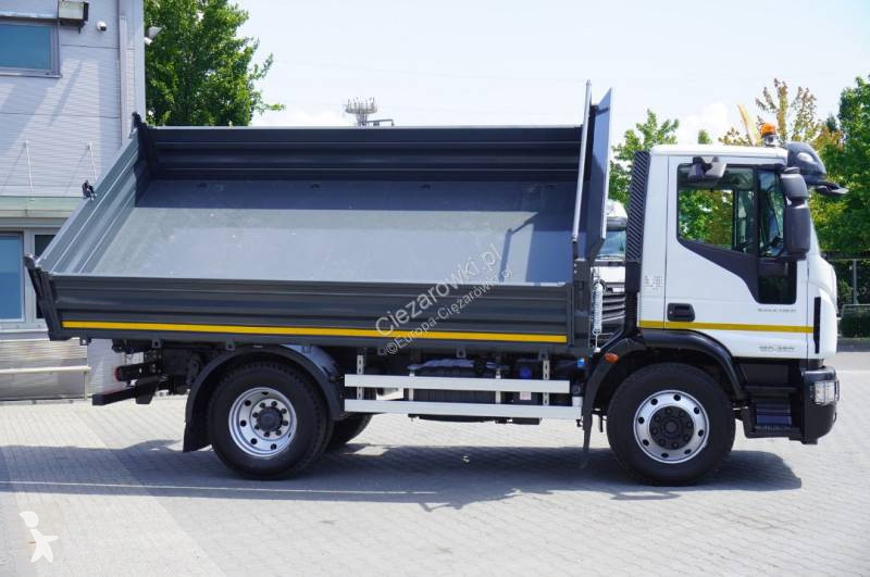 شاحنة Iveco