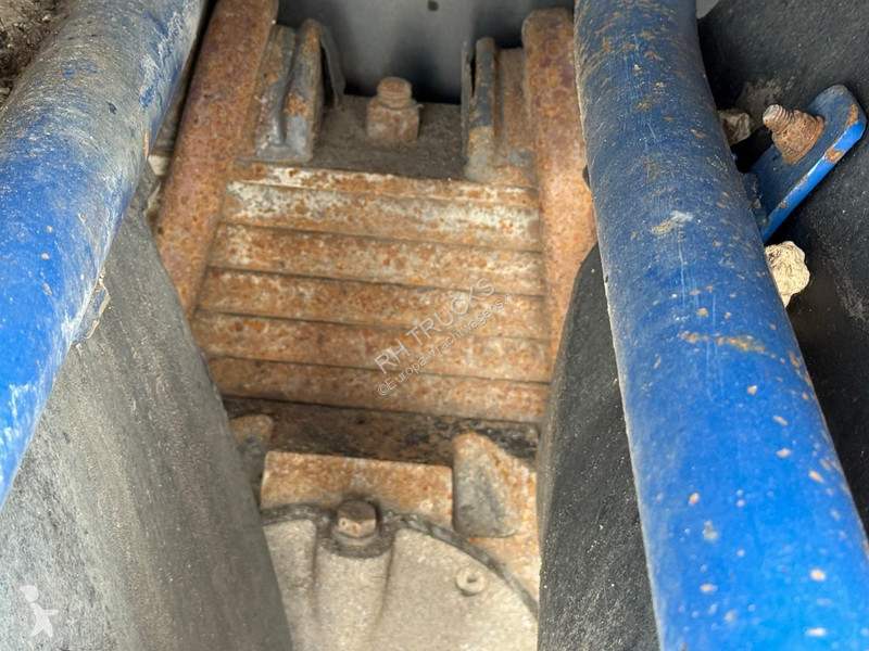 شاحنة Renault 370 6x4 Vacuum tank 12,000...