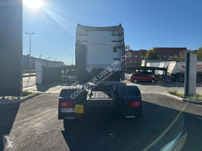 شاحنة Iveco S-Way AS440STP