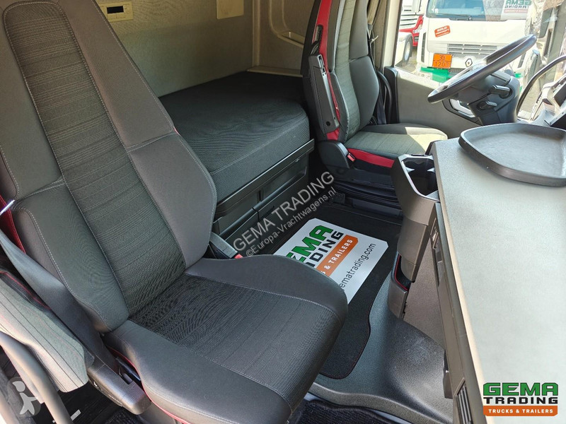 شاحنة Volvo 0 6x2/4 GlobeTrotter Euro6B - Tank...