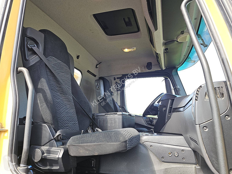 شاحنة Mercedes ACTROS 2643