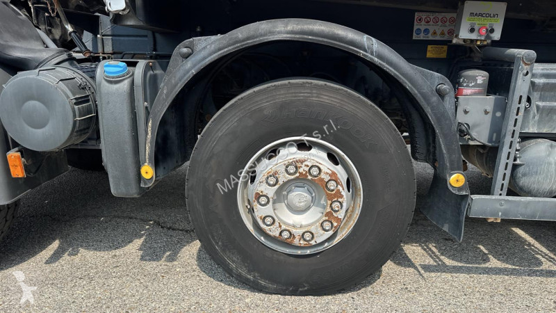 شاحنة Renault 450 DXI 8x4