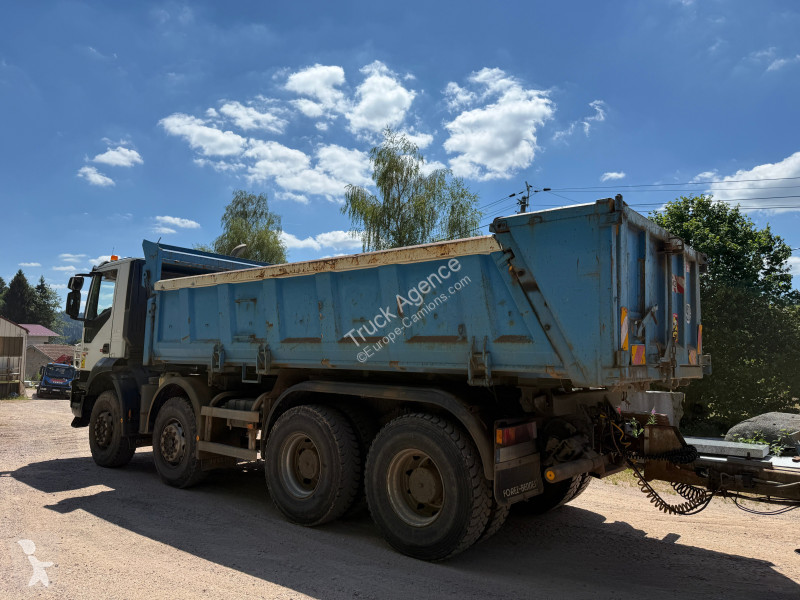 شاحنة Iveco  AD410T45