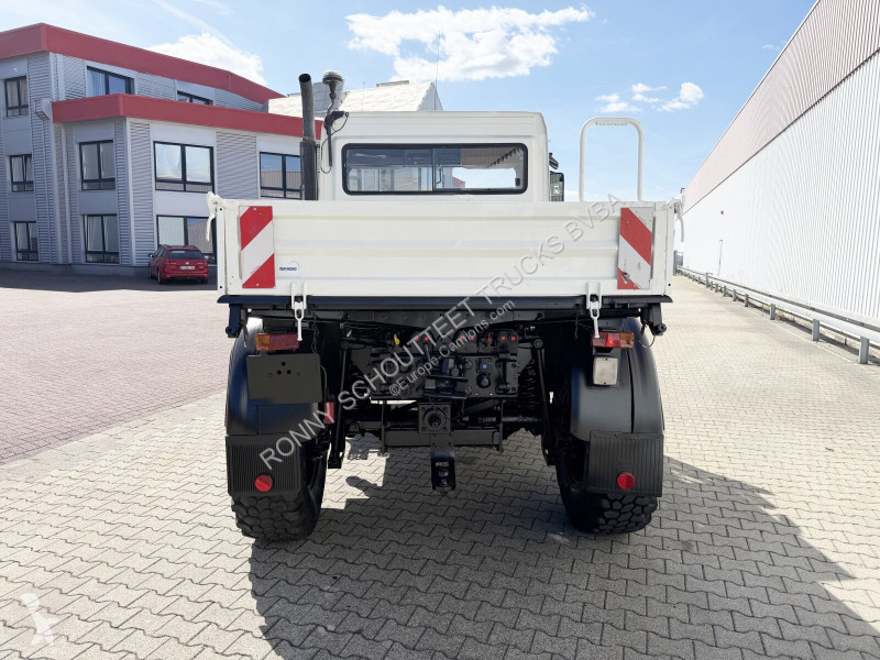 Maskine til vejarbejde Unimog U 130 4x4 U 130...