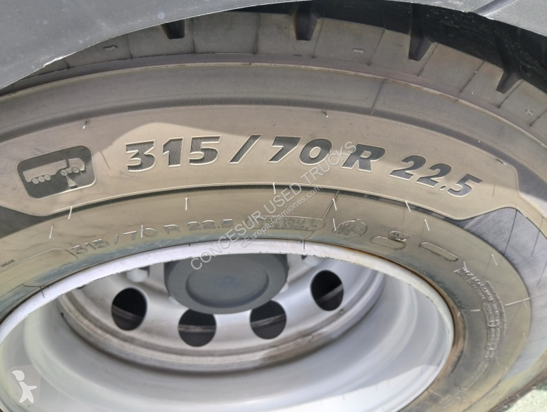 شاحنة Volvo  460 I-SAVE