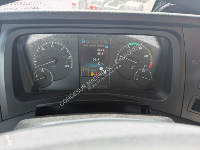 شاحنة Mercedes  4151