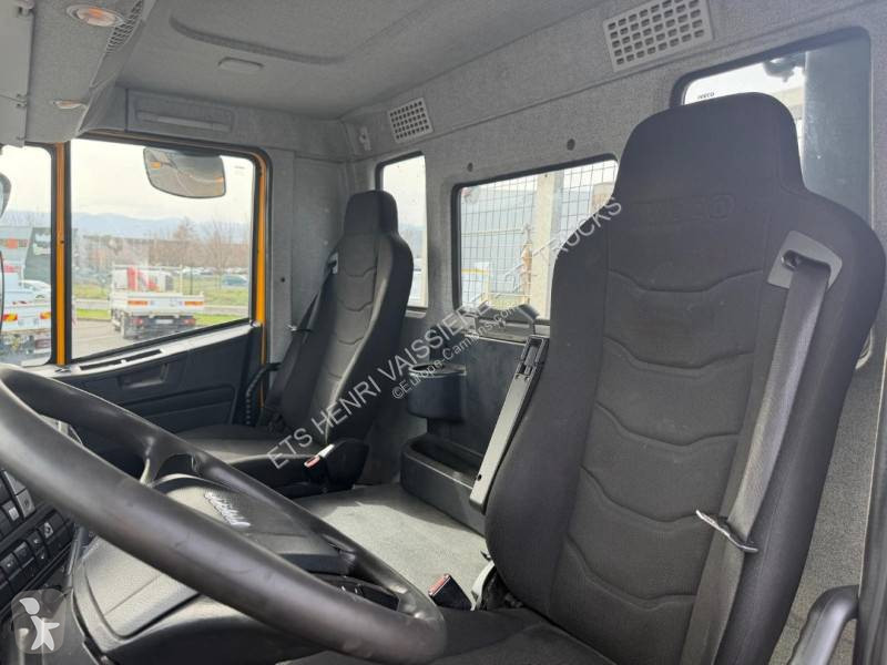 شاحنة Iveco