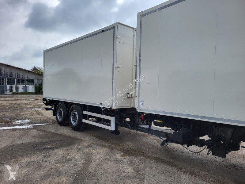 Camion Mercedes 2543 L 9,60 Koffer...