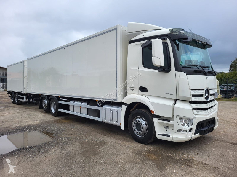 شاحنة Mercedes 2548 L 9,60 Koffer+...