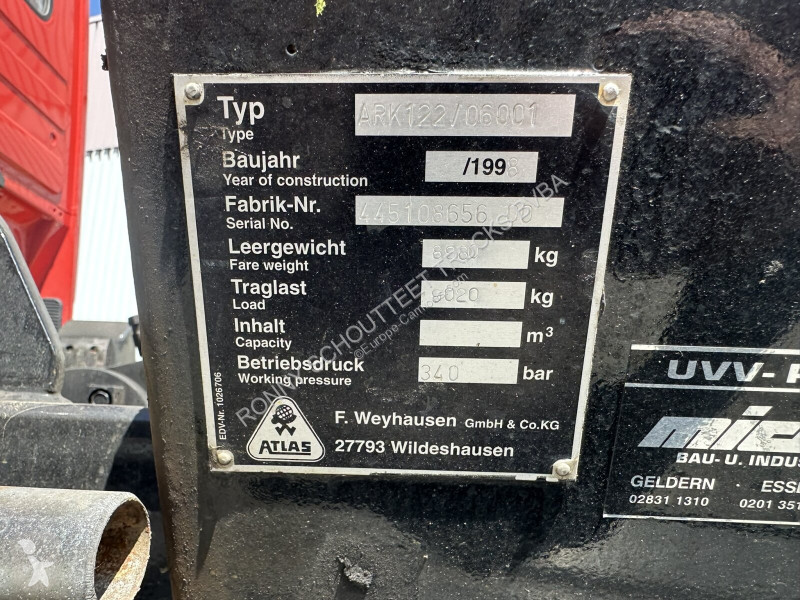 شاحنة Mercedes Actros 1831 4x2 Actros 1831 4x2,...