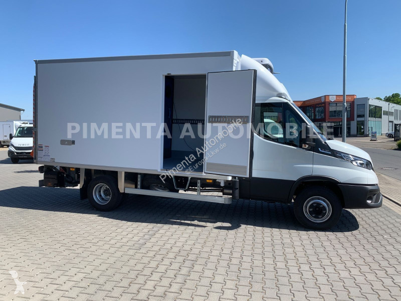 Furgoneta Iveco 70C18A8P TK AUT LUF TRENNWAN...