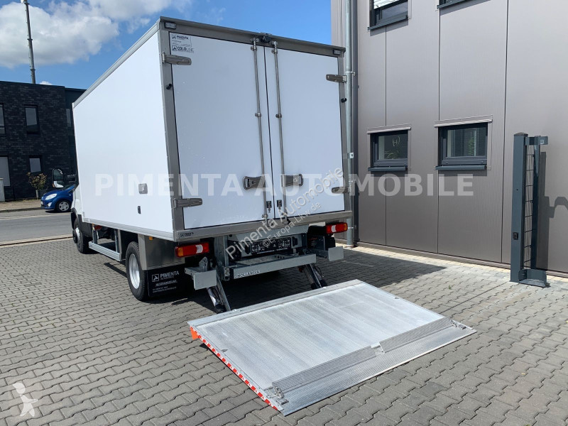 شاحنة Iveco 70C18A8P TK AUT LUFTFED HÖHE 2,95m...