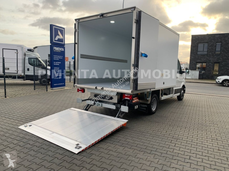 Camion Volkswagen 50 TK KOFFER -20°C LBW NAVI...