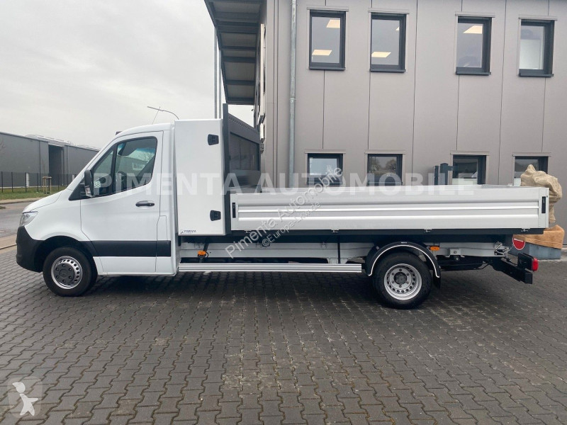 Camion Mercedes 517 43 5t 3-S-KIPPER KISTE AHK...