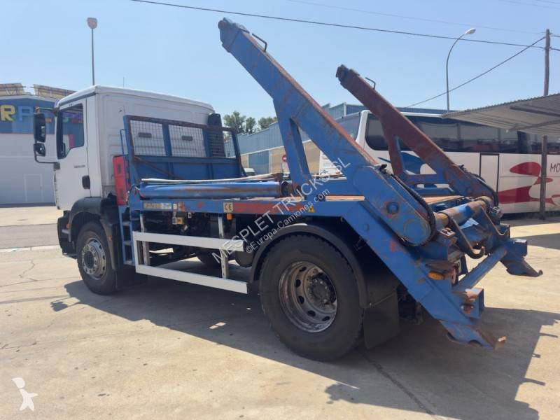 شاحنة MAN