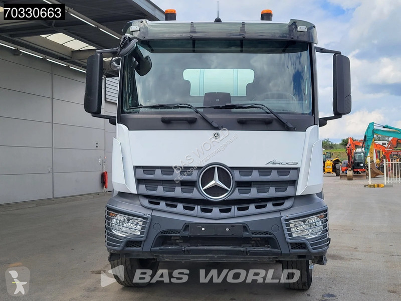 Betonárske zariadenie Mercedes 3240 8X4 9m3...