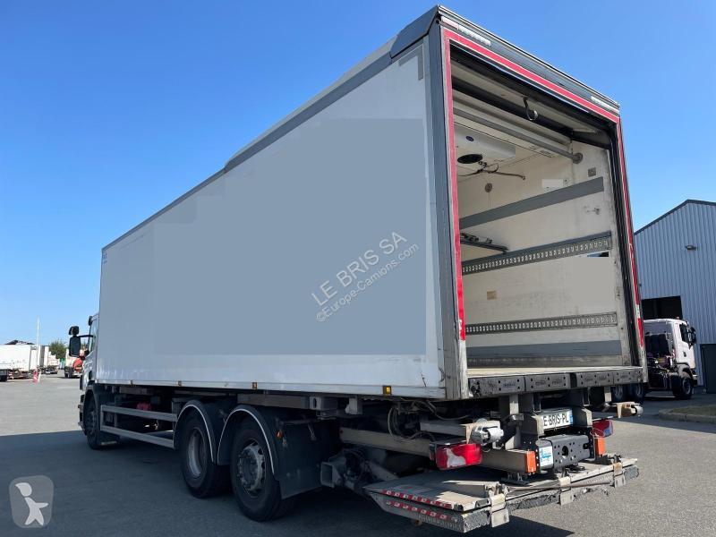 شاحنة Scania 320