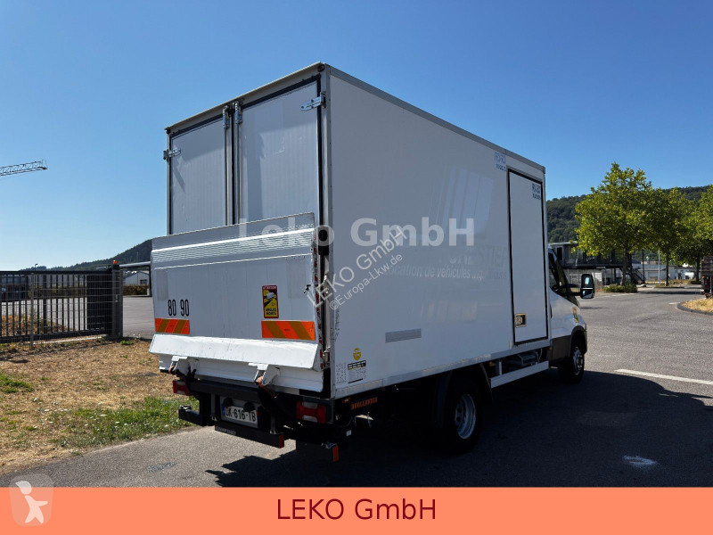 شاحنة Iveco 70C17 Mit Carrier Pulsor 600Mt