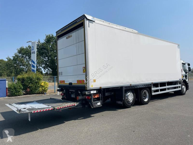 شاحنة Renault  D26.320