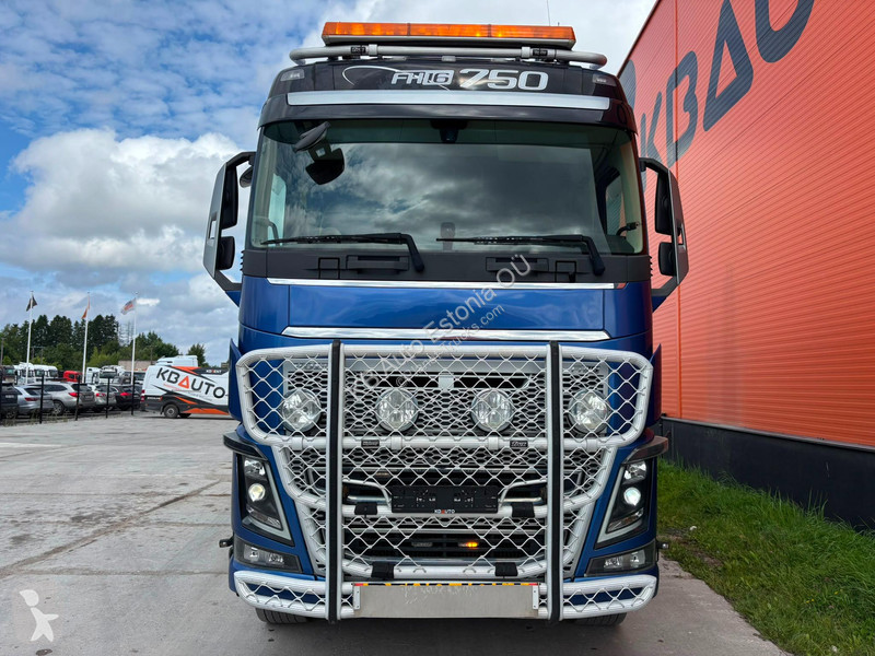 شاحنة Volvo 750 6x4 RETARDER / TANDEM AXLE LIFT...