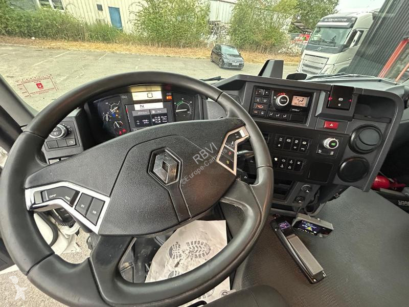 Camion Renault 440