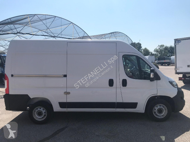 عربة نفعية Fiat Ducato 33 MH2 2.2 mjt3 140cv...
