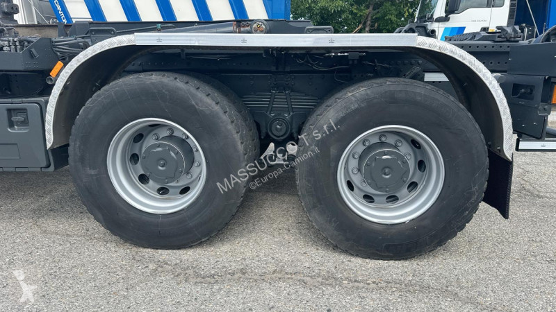 شاحنة Iveco 450 6x4