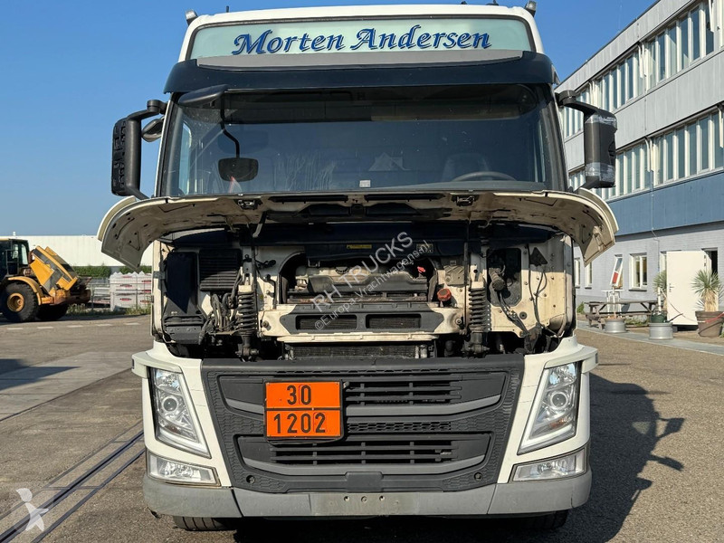 شاحنة Volvo 460 8X2 EURO 6 + 24.000 LITERS - 5...