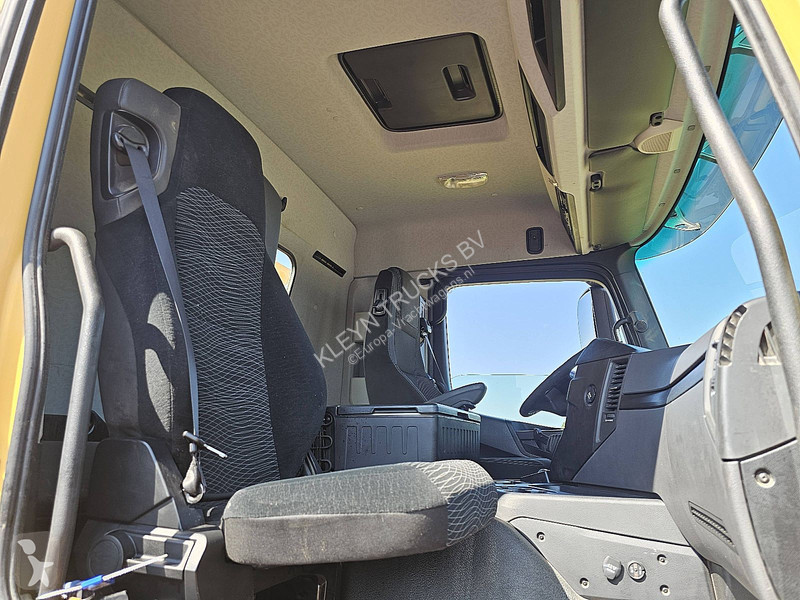 شاحنة Mercedes ACTROS 2643