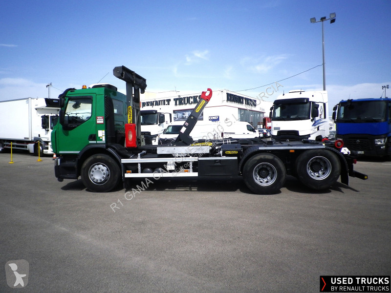 شاحنة Renault D Wide