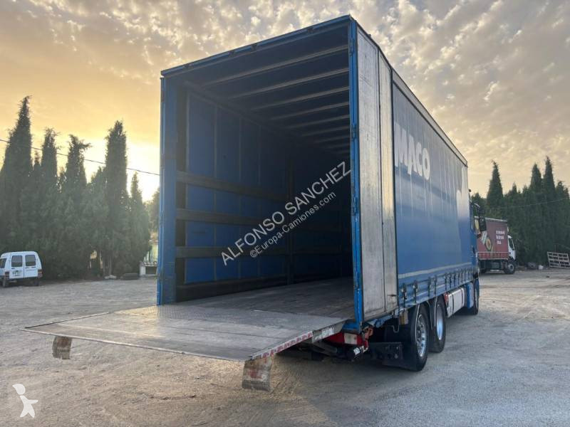 شاحنة Renault