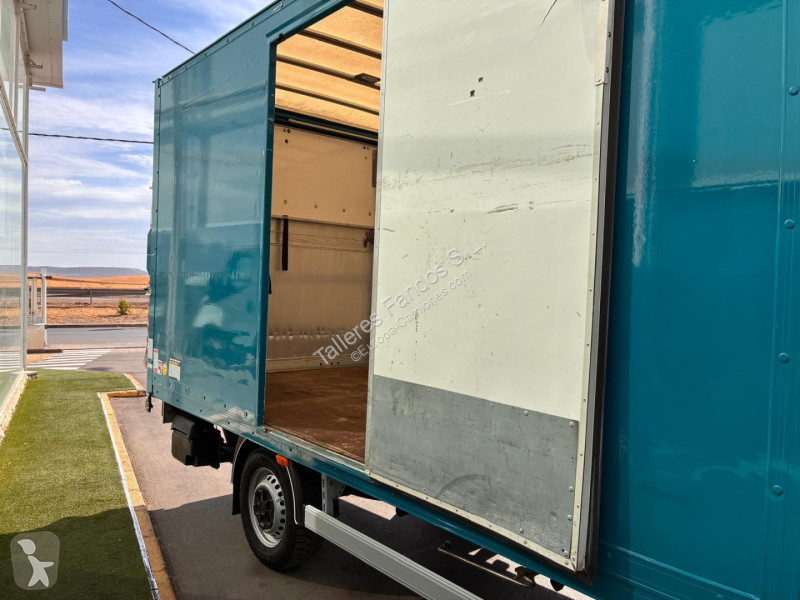 Грузовик Iveco  35S16 3.0 20m3