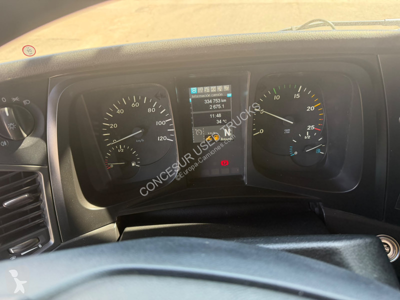 شاحنة Mercedes  1851LS