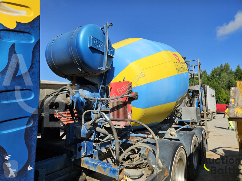 Betonárske zariadenie Volvo 480 8X4